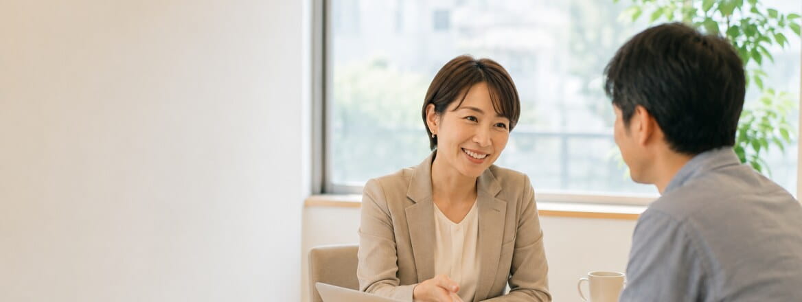 税務顧問の打ち合わせをする税理士とお客様
